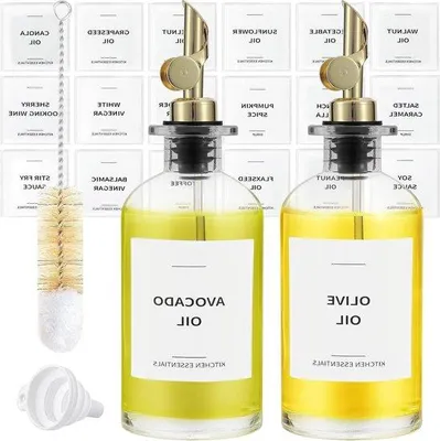 Produktbild von Famanu Glas Karaffe Olivenölspender mit Ausgießer - 250ml
