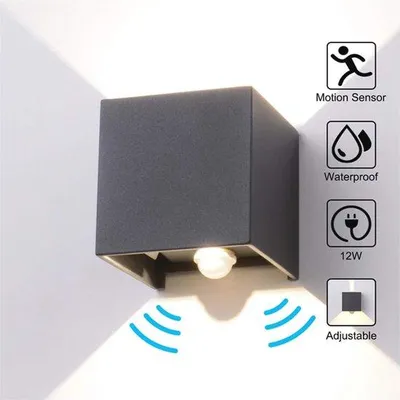 Immagine prodotto di Lampada da parete a LED per interni ed esterni - 12 W, impermeabile, con fascio luminoso orientabile - Sensore per giardino, corridoio, vialetto e terrazza