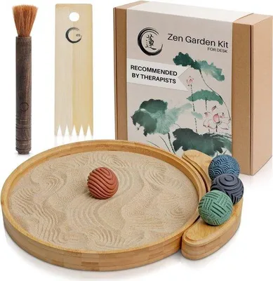 Produktbild von Famanu Zen-Garten Set mit 4 Sandbällen und 30,5 cm rundem Bambus-Tablett - Mini Zen-Dekoration
