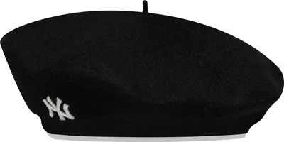 A black New Era MLB Wool Barett New York Yankees hat.
