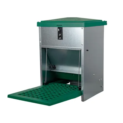 Produktbild von Futterautomat für Hühner Feedomatic mit Trittplatte, 5 kg, verzinkt