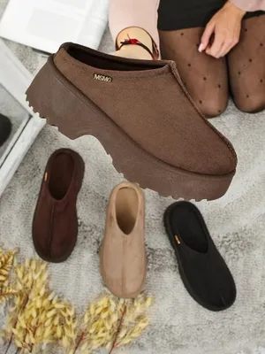 Zdjęcie produktu dla Krótkie buty a'la śniegowce damskie Calindra, rozmiar 40
