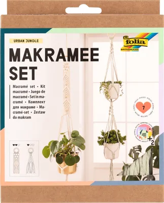 The image shows the packaging of a macrame set, with a product image on the front.