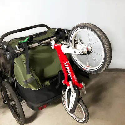 Image de Support universel pour vélos, robuste, montage facile, adapté aux vélos pour enfants, compatible avec les remorques Thule