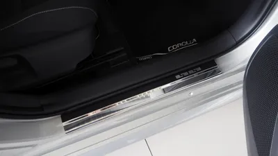 Produktbild von Einstiegsleisten Toyota Corolla 2018- (Carbon)