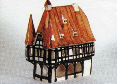 Porzellanhaus - Original Plazza Lichthaus 1823-Rathaus Michelstadt