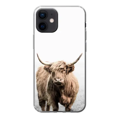 Produktbild von MuchoWow® Handyhülle Schutzhülle Hülle für iPhone 12 Schottischer Highlander - Vlies - Kuh Silikon Softcase Handy Hülle - Schutzhülle