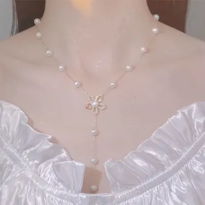 Produktbild von Damen-Halskette, glitzernde Strass-Blume, zierliche, elegante Perlen, glänzende Kunstperle, Schlüsselbein-Halskette, Modeschmuck