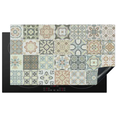 Produktbild von KitchenYeah© Herdabdeckplatte Muster - Fliese - Mosaik , 91x52cm, Küche Deko, Glaskeramikkochfeld Herdabdeckung, Abdeckplatte fùr Kochfeld