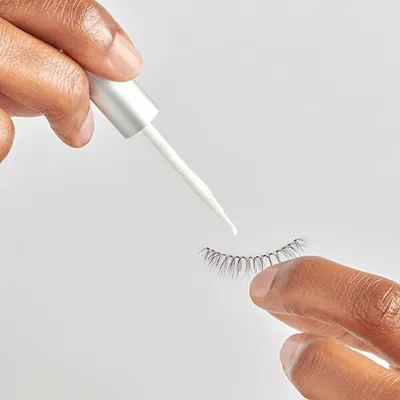 Immagine prodotto di Super Stick 5-Day Extended Wear (adesivo per ciglia a striscia) 4,8 g trasparente