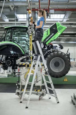 Produktbild von MUNK Günzburger Steigtechnik Stufen-Stehleiter einseitig begehbar 10 Stufen