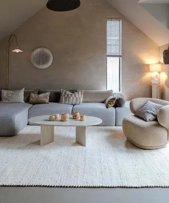 Immagine prodotto di Tappeto Unyqoos® Silvull – realizzato a mano con lana neozelandese, colore avorio, dimensioni 300x400 cm, struttura densa e lavorazione accurata