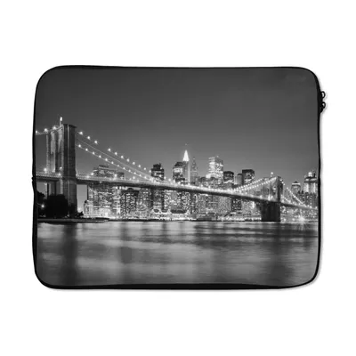 Produktbild von MuchoWow® Laptop Hülle 15 Zoll New York - Brücke - Brooklyn - Schwarz und weiß - Architektur Laptoptasche - Laptoptasche - Sleeve - Rundum-Schutz