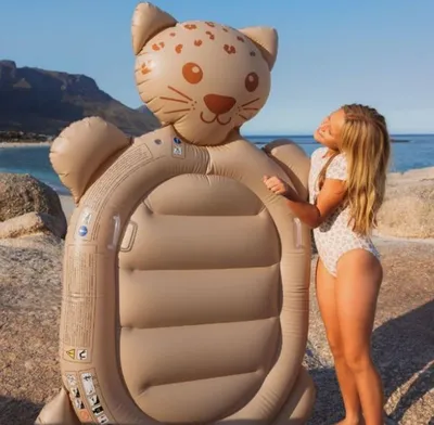 Produktbild von Leoparden Float 177 cm