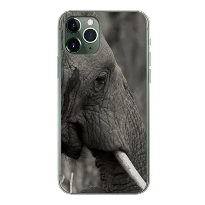 Produktbild von MuchoWow® Handyhülle Schutzhülle Hülle für iPhone 11 Pro Elefant - Tiere - Schwarz - Weiß Silikon Softcase Handy Hülle - Handy