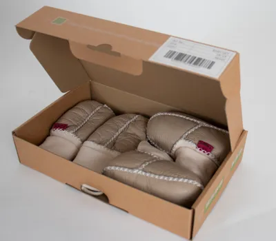 Produktbild von Baby Booties und Fäustlinge aus Lammfell Set COLMAR mit Strickbündchen und Ziernaht Beige 20/21