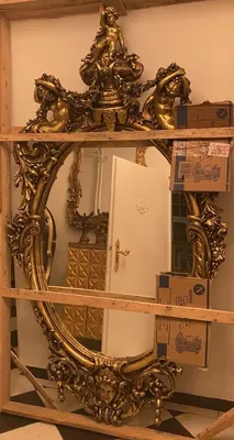 Produktbild von Casa Padrino Luxus Barock Spiegel Gold - Handgefertigter Antik Stil Spiegel - Prunkvoller Wandspiegel im Barockstil - Barock Möbel - Edel & Prunkvoll