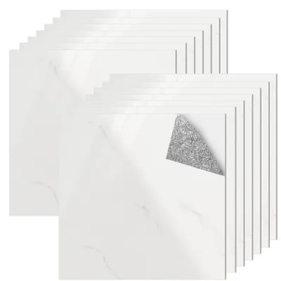 Productafbeelding van Zelfklevende wandtegels - Waterdichte tegels met marmerlook - Wandbekleding voor keuken en badkamer - 30 cm x 30 cm - 12 stuks