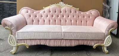 Produktbild von Casa Padrino Luxus Barock Sofa Rosa / Creme / Gold - Barockstil Wohnzimmer Sofa mit Glitzersteinen - Luxus Wohnzimmer Möbel im Barockstil - Barock Möbel - Barock Einrichtung