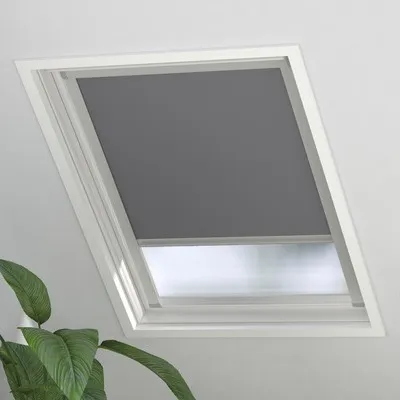 Produktbild von Dachfenster Verdunkelungsrollo geeignet für Velux Fenstergröße M08 grau 61,4x116 cm