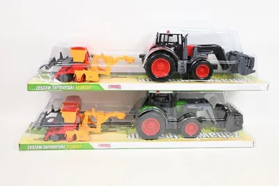 Image de Tracteur avec machines agricoles G203585 63810