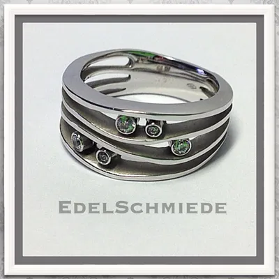 Produktbild von Edelschmiede925 Weißgoldring 585/- mit 5 gefassten Zirkonias Ringgröße  54