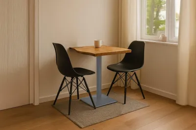 Produktbild von Bistrotisch Baumkante massiv Akazie natur 80 x 80 cm Stempelfuß Silber IRIS