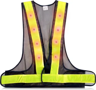 Produktbild von kwmobile LED Warnweste Reflektor Sicherheitsweste - Security Weste mit 16 roten LED Lampen - Reflektierende Streifen Warnweste für z.B. Joggen Reiten