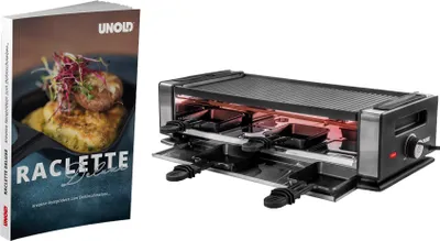 Abgebildet ist das Unold Raclette Finesse Basic inklusive Raclette Buch neben dem mitgelieferten Koc