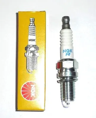 Image de Bougie d'Allumage CR6HSA NGK pour Honda, Kawasaki, Keeway, Daelim