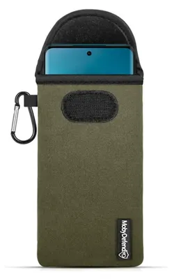Productafbeelding van MobyDefend Hoesje - Geschikt voor Motorola Edge 40 Neo - Neopreen Pouch Met Karabijnhaak - Insteek - Riemlus - Groen