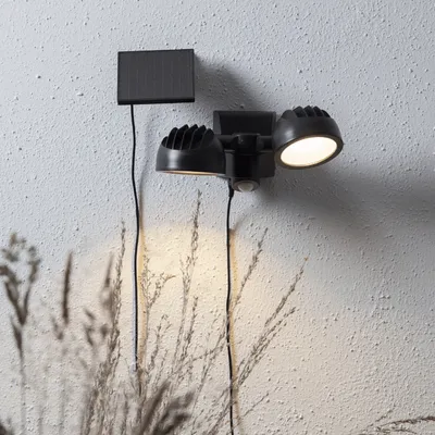 Produktbild von LED Solar Strahler POWERSPOT - warmweiß - 350lm - mit Bewegungsmelder und Lichtsensor - H: 17cm