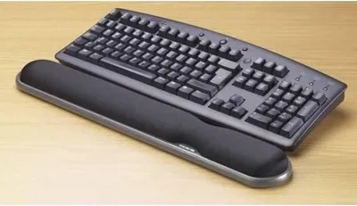 Zdjęcie produktu dla Podkładka pod Nadgarstek Klawiatury Żelowa Kensington EasyFlip, Czarna, Ergonomiczna