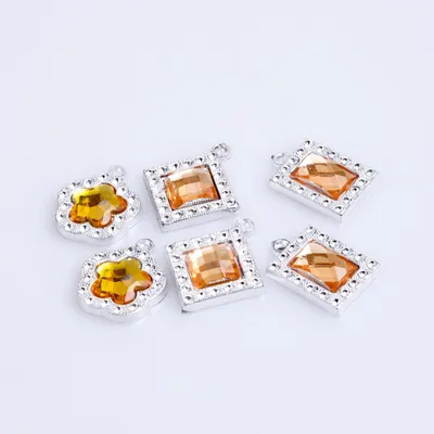 Produktbild von Streudeko Silber & Bernstein – 3 Formen sortiert – 24 Stück – 91008 04