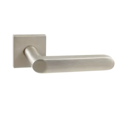 Produktbild von DOMINO Türgriff ohne Schlossrosette | quadratische Rosette | Türklinke für Zimmertür, Bürotür | Türbeschläge aus Aluminium  |Satin Nickel Türdrückergarnitur | DENVER-QR SLIM SN