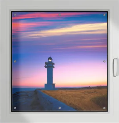 Produktbild von Wallario Lichtschutzbild, Dekorativer Sichtschutz Sonnenschutz 96 x 100 cm mit Motiv: Leuchtturm am Abend auf den Balearen Malerischer Himmel - Verdunklung ohne Bohren