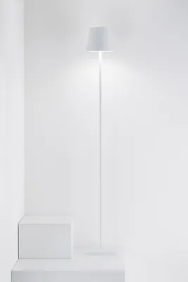 Immagine prodotto di Lampada a led Poldina Pro L Corten ricaricabile e dimmerabile 122cm con batteria fino a 12 ore