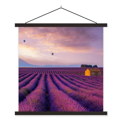 Produktbild von MuchoWow® Textilposter Lavendel - Heißluftballon - Berg - Lila 60x60 cm mit schwarzem Rahmen - Posteraufhänger