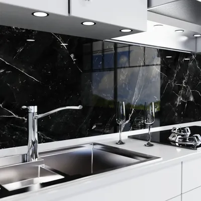 Produktbild von danario Küchenrückwand selbstklebend - Glasoptik - Spritzschutz Küche - versteifte PET Folie - 0,8 mm - Marmor schwarz - 60cm x 60cm