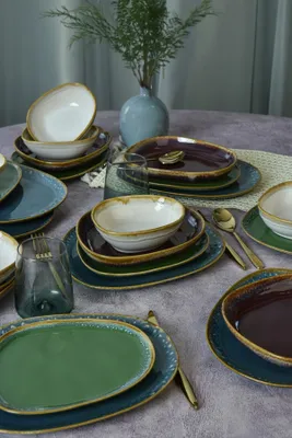 Produktbild von Hermia Concept, X000155290000000000000000, Keramik-Geschirrset (24-teilig), Mehrfarbig, 100 % KERAMIK-STEINZEUG, 30 x 30 cm