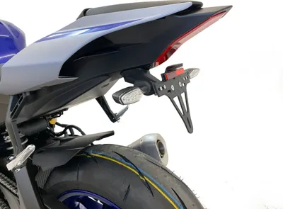 Produktbild von alpha Technik Kennzeichenhalter für Yamaha YZF-R1 / YZF-R1M für YZF-R1 M RN49 EURO4