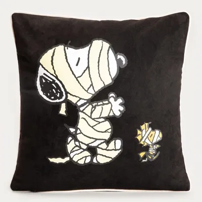 Zdjęcie produktu dla HOMLA Poszewka HALOWEEN SNOOPY ze wzorem Snoopy 45x45cm