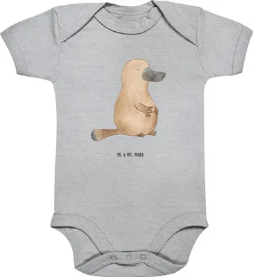 Produktbild von Mr. & Mrs. Panda Strampler Baby Schnabeltier Mut 12. - 18. Monat - Heather Grey - Geschenk, Meer, Training, Kurzarmbody, Büro, mutig, Arbeit, Neustart, overall, Babybody