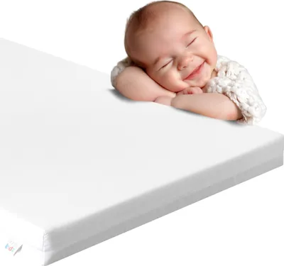 Produktbild von HOBBYKIDS Bílá hypoalergenní středně tvrdá matrace do dětské a cestovní postýlky 120x60 cm H2/H3 pěnová matrace se snímatelným potahem pro děti a kojence