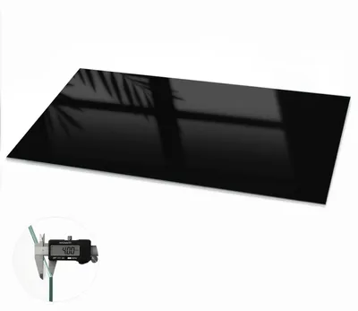 Produktbild von Glas Tischplatte 140x70 cm – Tischauflage aus gehärtetem Glas – Glasplatte für Esstisch – Küchentischplatte aus Glas – Tischschutz Glas modern – Dekorative Glasplatte – Pflegeleichte Glastischplatte – Sicherheitsglas Tischplatte – Schwarz, KI-generiertes Bild
