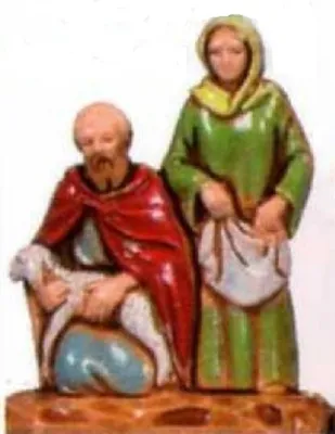Die Heilige Familie, bestehend aus Josef, Maria und dem Jesuskind. Detailreich gestaltet.