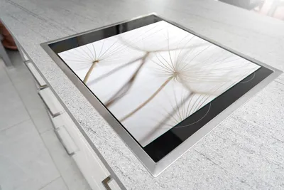 Produktbild von Hochwertiges Glas-Schneidebrett 52x40 cm mit Blumen-Design, hygienisch & kratzfest