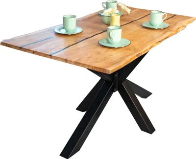 Produktbild von Baumkantentisch Akazie mit schwarzen Resin-Adern naturfarben 120 x 80 cm Spider-Gestell schwarz POLLY