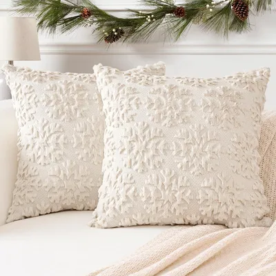 Produktbild von Set mit 2 Kissenbezügen aus weicher Wolle, kurzem Samt, dekorative Weihnachtskissen für Sofa und Schlafzimmer, Schneeflockenmuster, cremefarben, 40 x 40 cm