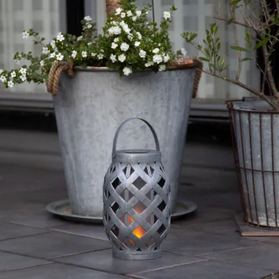 Produktbild von LED Solar Laterne FLAME - LED mit bewegtem Feuereffekt - H: 23cm - Dämmerungssensor - anthrazit
